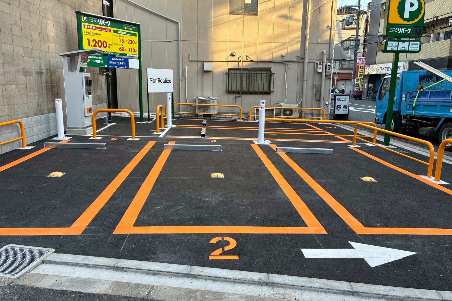 西九条駅前第３駐車場